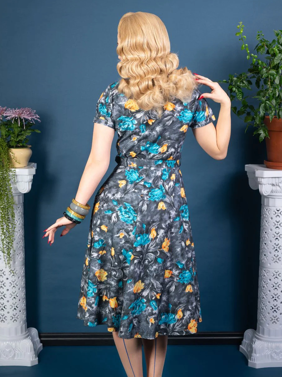 What Katie Did Kleid Lucy Dress Grey Floral