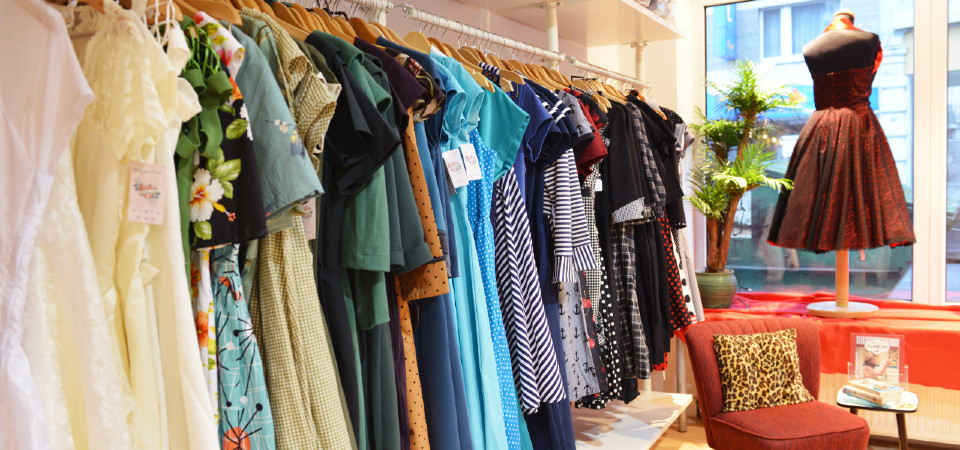 Innenansicht des Modegeschäfts Peggy Sue Vintage in Frankfurt