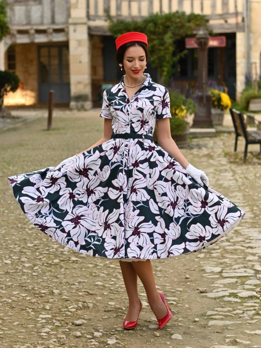Hearts and Roses Kleid Quinn Floral Swing Dress Green
