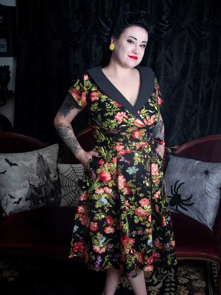 Heart of Haute Kleid Darla Regency Floral