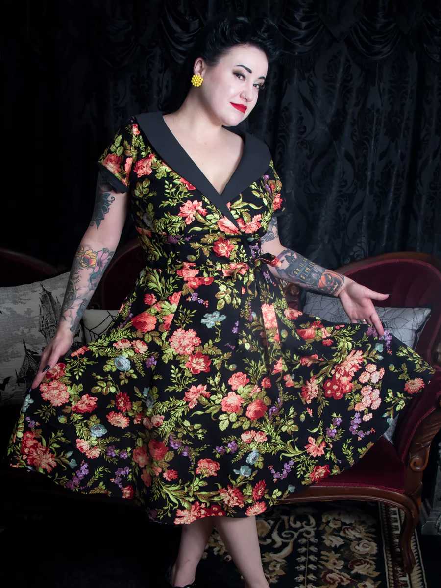 Heart of Haute Kleid Darla Regency Floral